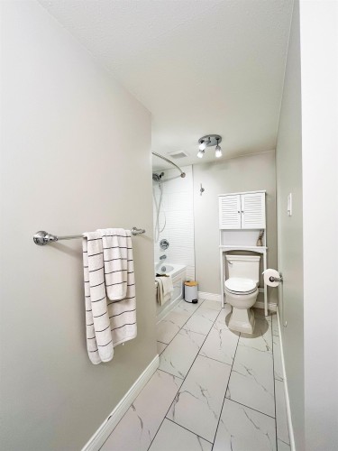 19-365 Ginger Drive, New Westminster, BC 