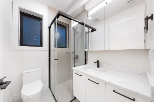 1-5315 Inverness Street, Vancouver, BC 