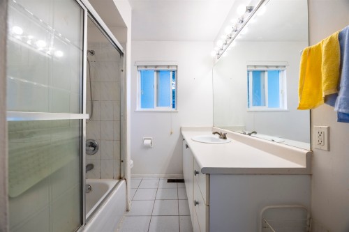 675 Duncan Avenue, Burnaby, BC 