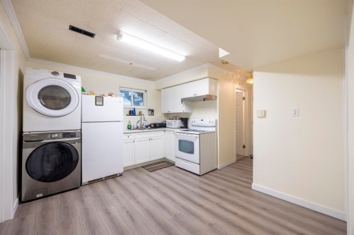 675 Duncan Avenue, Burnaby, BC 