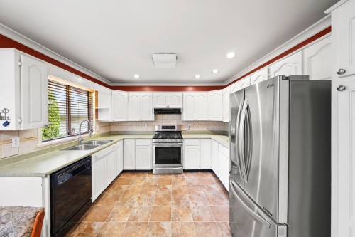 12451 223 Street, Maple Ridge, BC 