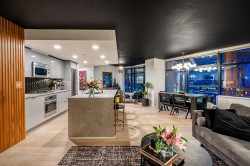 310-128 Cordova Street W Vancouver, BC V6B 0E6