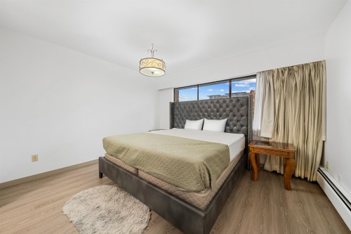 301-11957 223 Street, Maple Ridge, BC 