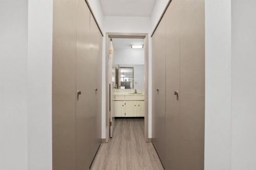 301-11957 223 Street, Maple Ridge, BC 