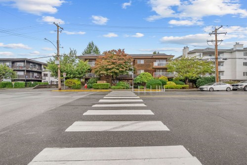 301-11957 223 Street, Maple Ridge, BC 