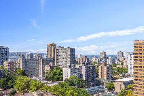 13C-1500 Alberni Street, Vancouver, BC 