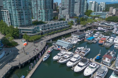 13C-1500 Alberni Street, Vancouver, BC 