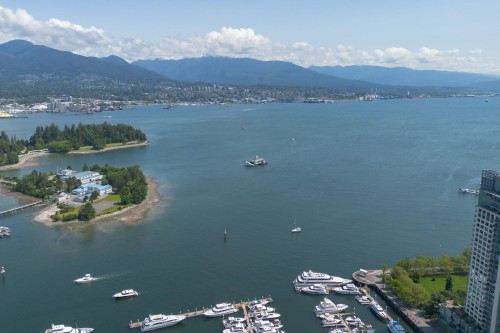 13C-1500 Alberni Street, Vancouver, BC 