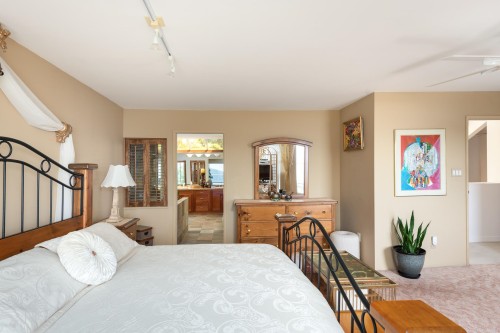 4729 Woodburn Road, West Vancouver, BC 