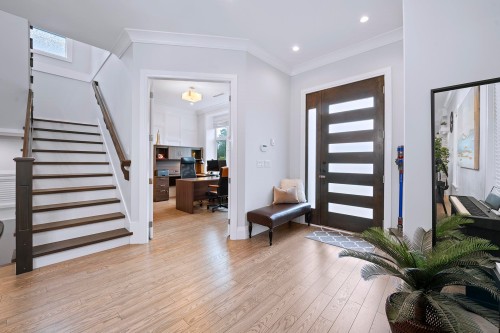 1370 Ross Road, Vancouver, BC 