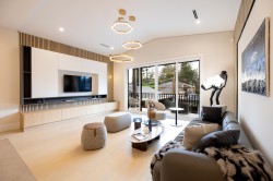 8055 18th Avenue  Burnaby, BC V3N 1J9