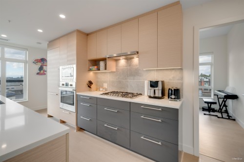 401-8888 Osler Street, Vancouver, BC 