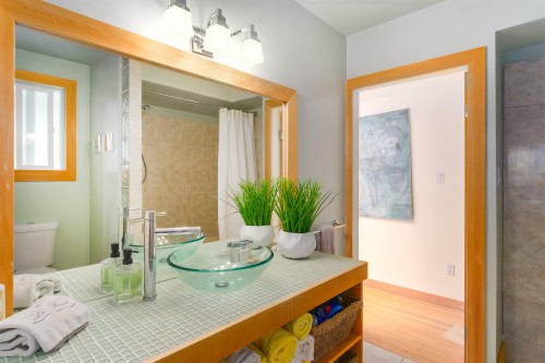 20 Oceanview Road, Lions Bay, BC 