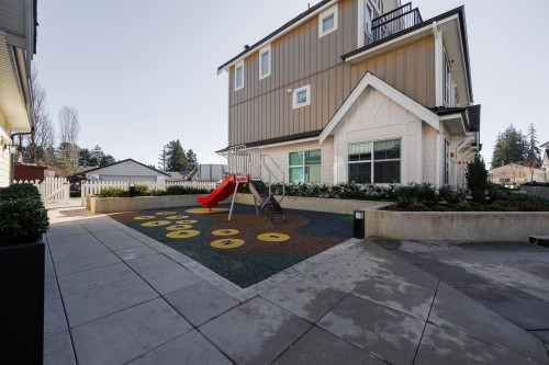 119-707 Robinson Street, Coquitlam, BC 