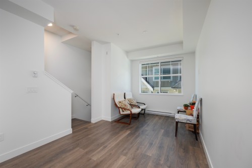 119-707 Robinson Street, Coquitlam, BC 