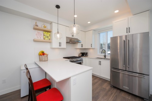 119-707 Robinson Street, Coquitlam, BC 