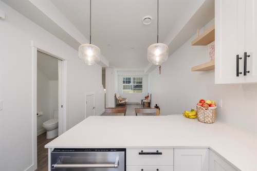 119-707 Robinson Street, Coquitlam, BC 