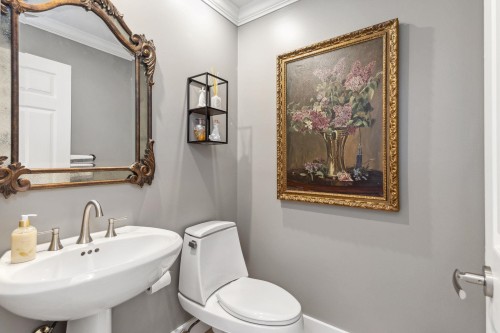 1-5110 Alderfeild Place, West Vancouver, BC 