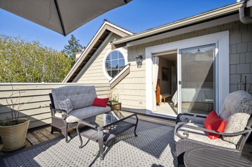 1-5110 Alderfeild Place, West Vancouver, BC 