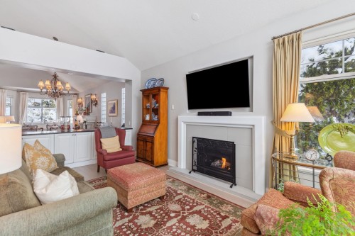 1-5110 Alderfeild Place, West Vancouver, BC 