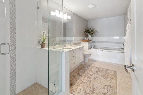 1-5110 Alderfeild Place, West Vancouver, BC 