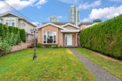 7119 10th Avenue  Burnaby, BC V3N 2R5