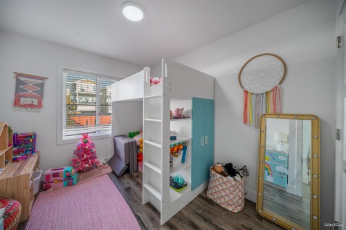 102-3423 Roxton Avenue, Coquitlam, BC 