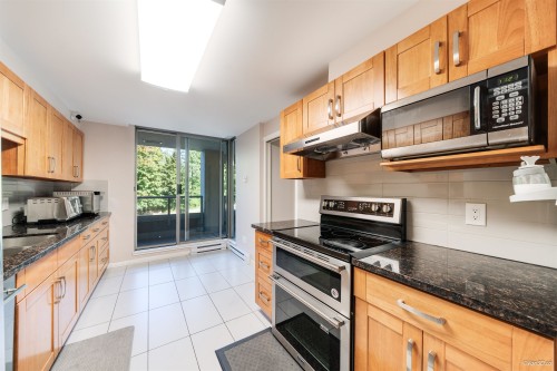 203-3070 Guildford Way, Coquitlam, BC 