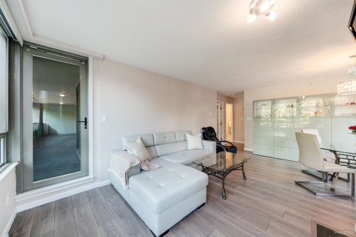 203-3070 Guildford Way, Coquitlam, BC 
