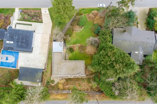 873 Baycrest Drive, North Vancouver, BC 