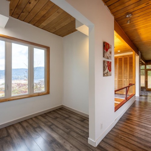 873 Baycrest Drive, North Vancouver, BC 