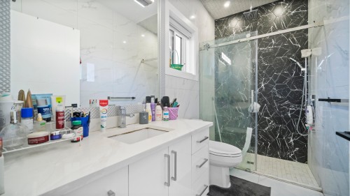 6414 Chester Street, Vancouver, BC 