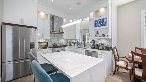 6414 Chester Street, Vancouver, BC 