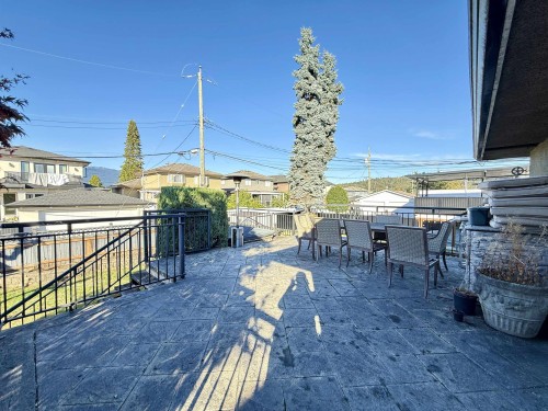 6525 Carnegie Street, Burnaby, BC 