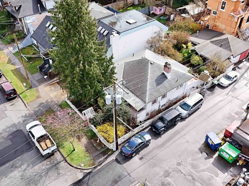 228 26Th Avenue E, Vancouver, BC 