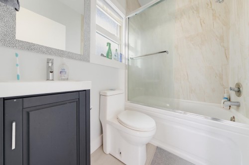 622 Colborne Street, New Westminster, BC 