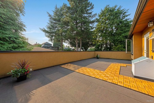 622 Colborne Street, New Westminster, BC 