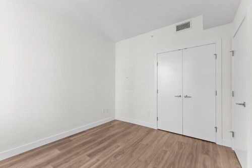 1201-4433 Alaska Street, Burnaby, BC 