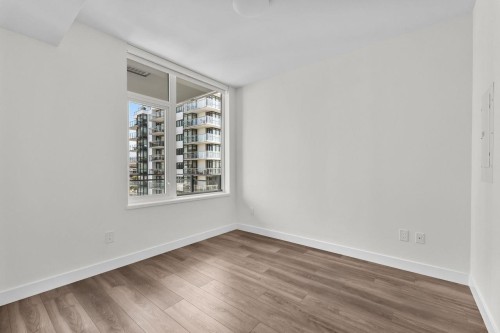 1201-4433 Alaska Street, Burnaby, BC 