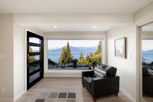 195 Kelvin Grove Way, Lions Bay, BC 