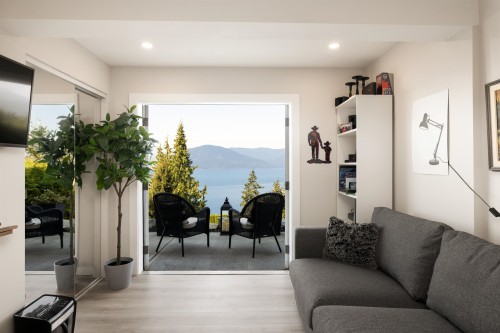 195 Kelvin Grove Way, Lions Bay, BC 