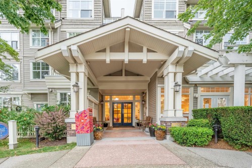 416-960 Lynn Valley Road, North Vancouver, BC 