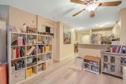 416-960 Lynn Valley Road, North Vancouver, BC 