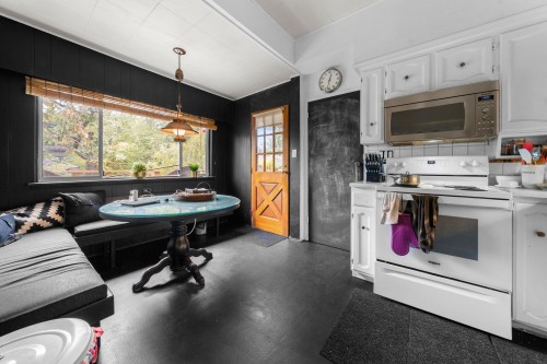 2027 44Th Avenue W, Vancouver, BC 