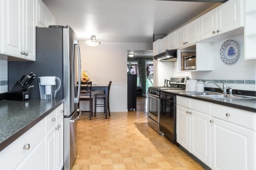 24985 Dewdney Trunk Road, Maple Ridge, BC 