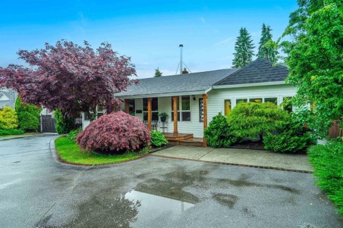 24985 Dewdney Trunk Road, Maple Ridge, BC 