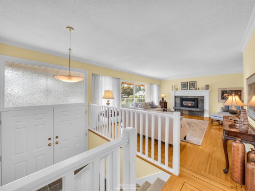 1202 Bracknell Crescent, North Vancouver, BC 