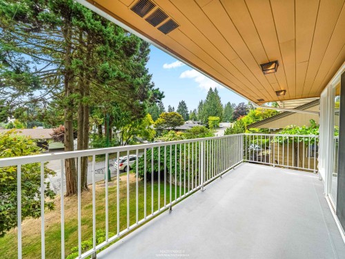 1202 Bracknell Crescent, North Vancouver, BC 