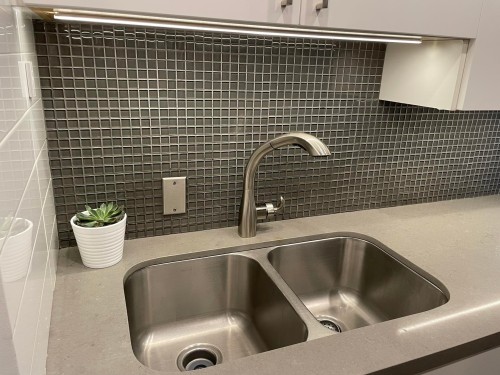 205-1515 E 5Th Avenue, Vancouver, BC 