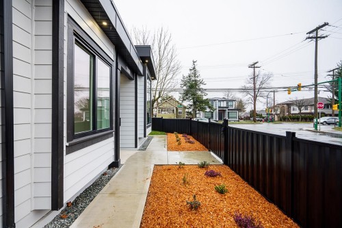 7880 15Th Street, Burnaby, BC 